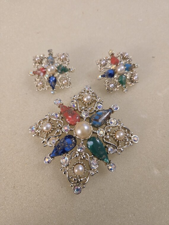 Sarah Cov. brooch and earrings set
