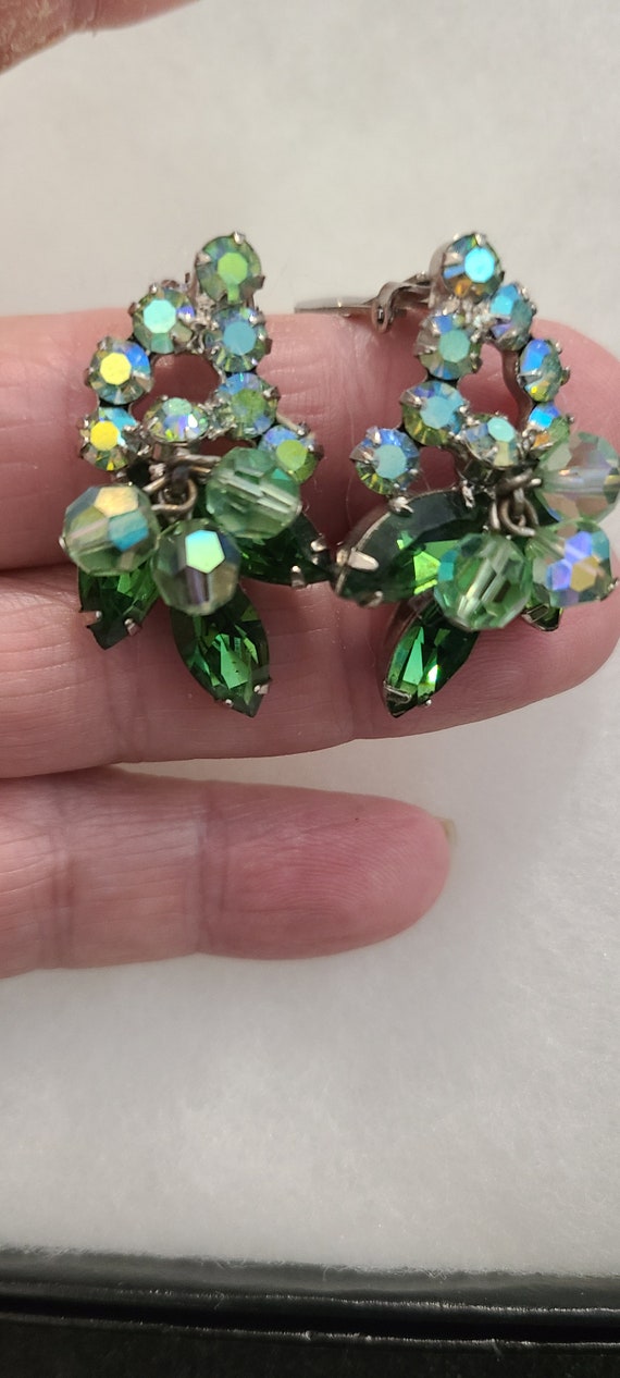 Green  rhinestone and beaded Juliana earrings - image 5