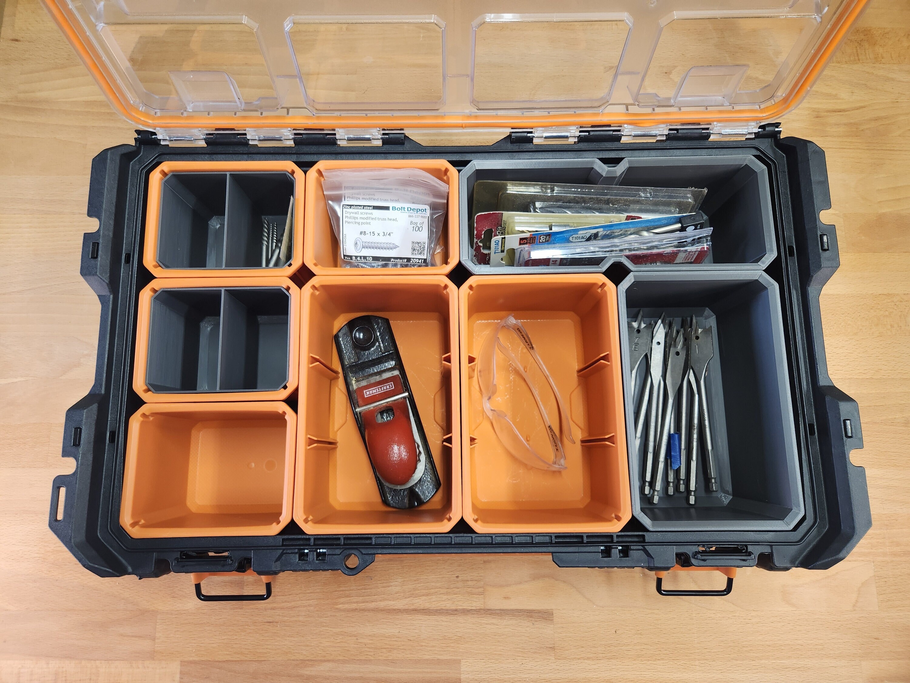 Cool Tool Tin (DR) Cool Tool Tin (DR)