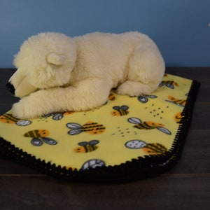 Bee Themed Fleece Blanket with Crochet Edge