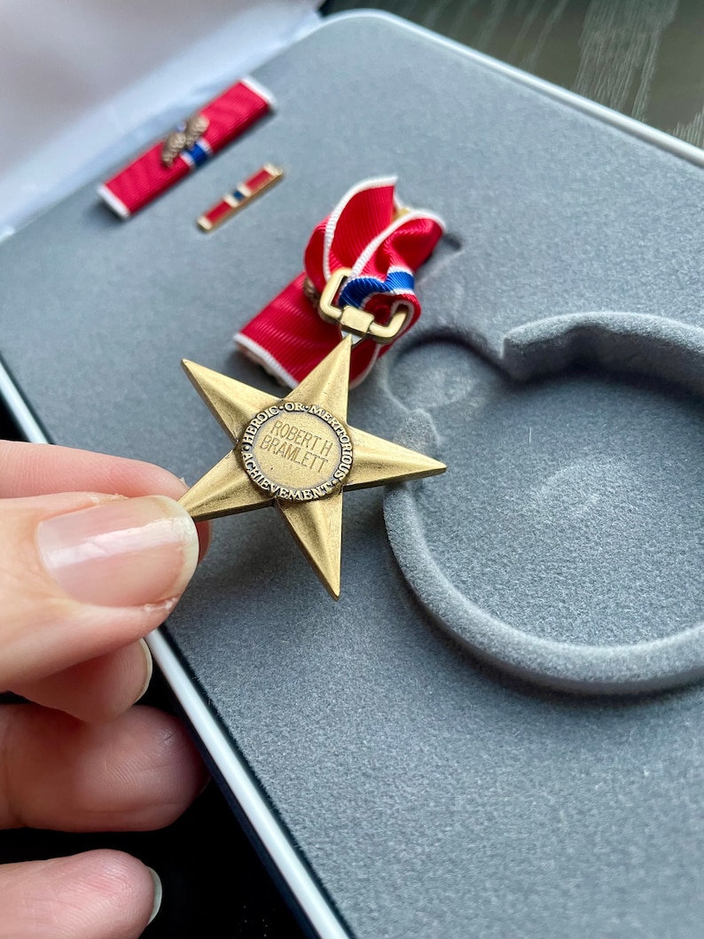 VERY RARE Set of 4 Authentic U.S. Military Medals, Purple Heart, Bronze