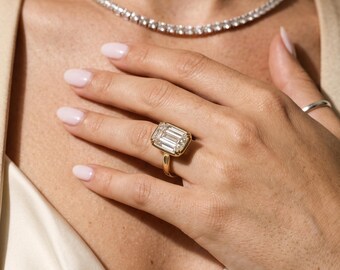 3 CT Emerald Cut Lab Grown Diamond Solitaire Engagement Ring, 14K Yellow Gold, Minimalist Bridal Ring, IGI Certified 1-5 CT