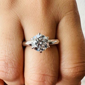 6 prong tifney Design Solitaire Ring, 2 carat Round Lab grown Diamond Engagement Ring, Round cut lab diamond ring, Proposal Ring - IGI
