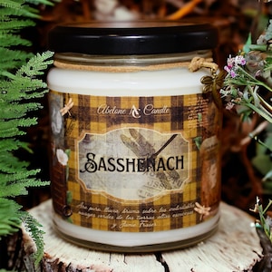 Candela di soia fatta a mano "Sassenach" (Outlander) / Aromatica