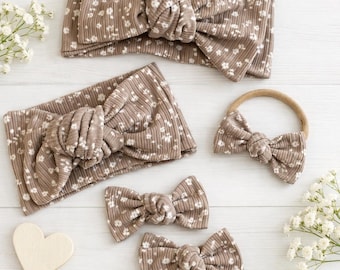 Floral Ribbed Baby Headwrap, Newborn Nylon Headband, Toddler Bow Clips, Neutral Beige Set