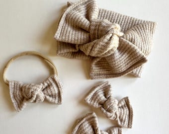 Soft Knit Baby Headband Bow, Newborn Head Wrap, Toddler Pigtails, Beige Hair Accessories