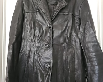 Vintage 1990s Avanti by New York black genuine leather jacket, women's size XL (extra large), mid-length, classic style, business or casual