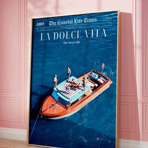 Cartel del titular del periódico La Dolce Vita, arte de la pared de verano, impresión de La Dolce Vita, impresión de arte del periódico, cartel de verano de moda, arte de la pared del barco