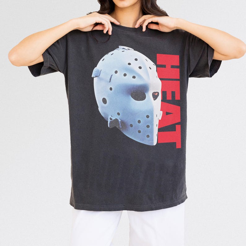distressed black comfort colors oversized 1995 Heat movie graphic t-shirt, 90s Michael Mann action movie Heat streetwear tee