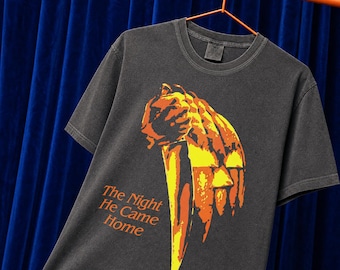 Halloween Poster Graphic Tee, Grunge Vintage Slasher Movie T-Shirt