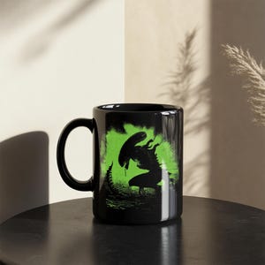 Alien Movie coffee mug, black ceramic xenomorph 1979 collectible cup