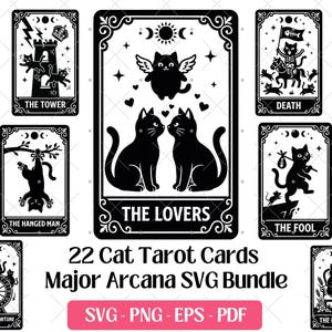 Op de afbeelding: Zwart-wit illustratie van 22 katten tarotkaarten. De kaarten tonen verschillende kat-thema ontwerpen, waaronder "The Lovers", "The Tower" en "Death". De tekst "22 Cat Tarot Cards Major Arcana SVG Bundle" is ook aanwezig.