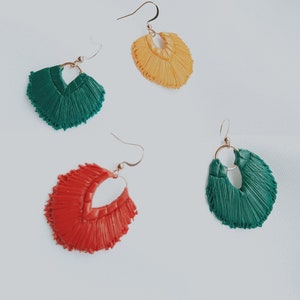 Magnificent pair of earrings, macramé effect in polymer paste and stainless steel