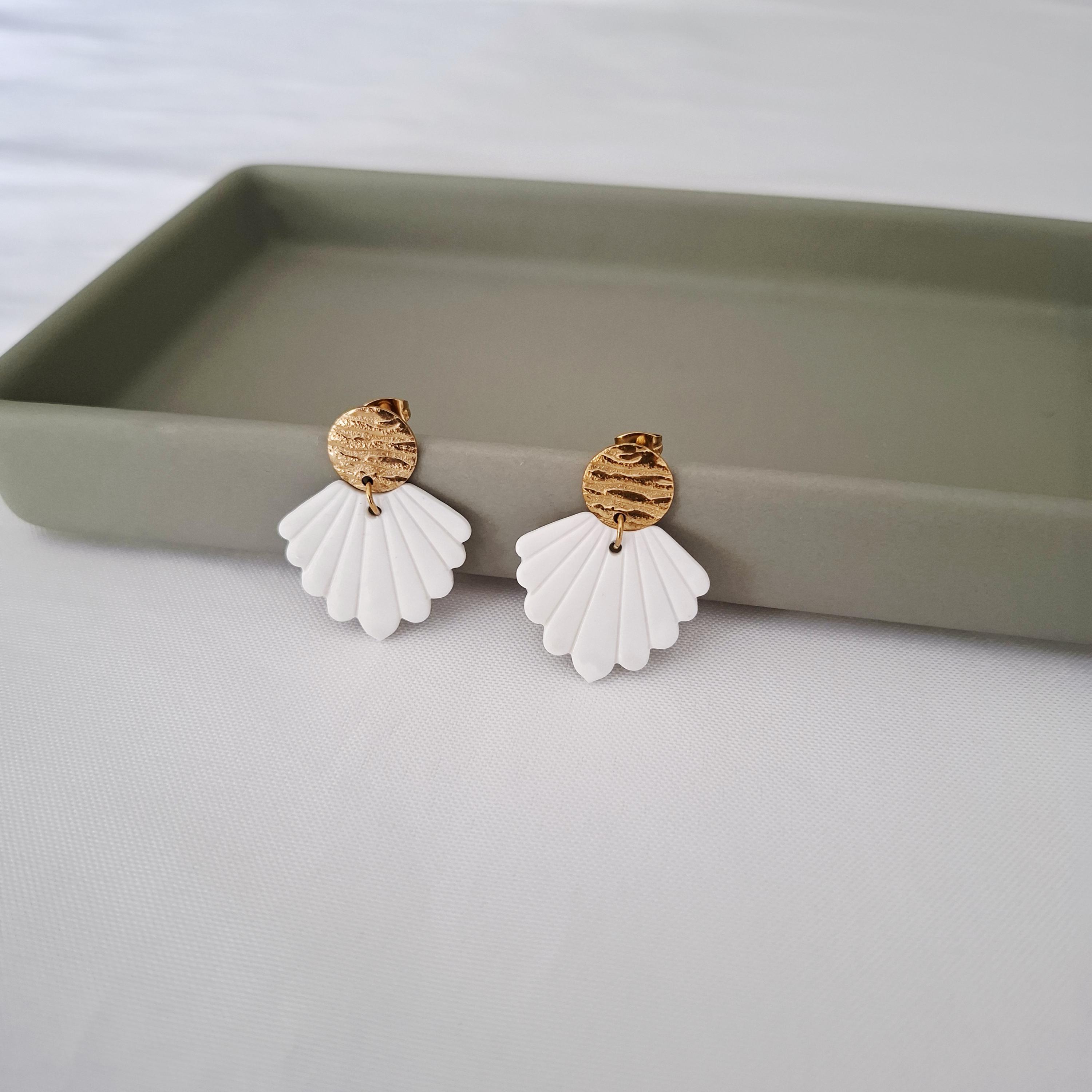 Grandes Boucles D'oreilles Fantaisie - Motif Fleur Et Coquillages, état Comme Neuf