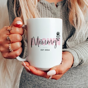 Custom Name New Mommy Daddy Coffee Mug, 1st Mothers Day Mug Gift,  New Mom and Dad Mug Set, Baby Shower Gift, New Parents Gift Basket Mug