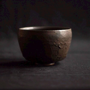 Dobe iron black chawan Japanese-style tea bowl