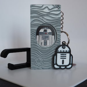 Mandalorian Beskar Steel Ingot Magic Band Buddy - Disney MagicBand+ Plus Puck Holder Icon Keeper