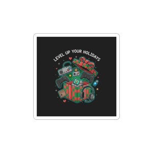 Puede incluir: Una pegatina con fondo negro y una caja de regalo roja y verde abierta, de la que se derraman accesorios de juego. El texto "LEVEL UP YOUR HOLIDAYS" está arqueado sobre la caja.