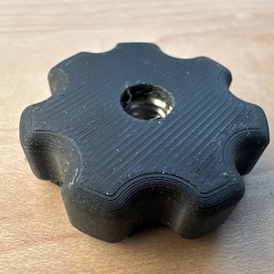1/4-20 Flat Plastic Knob / thumb screw
