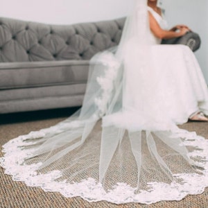 Cathedral veil, Wedding veil, Wedding veil with flower lace, Bridal veil with lace, floral lace, Wedding veil with flower lace, lace edge