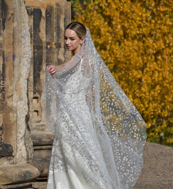 Buy Wedding Veil Online in India Etsy