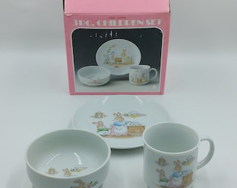 Vintage Children Dinnerware Set