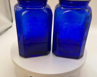 Vintage Cobalt Blue Glass Salt & Pepper Shakers – 4.5” Tall, 2.5” Square
