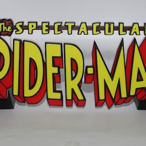 El espectacular letrero con el logotipo impreso en 3D de Spider-Man para pared, escritorio y estantería