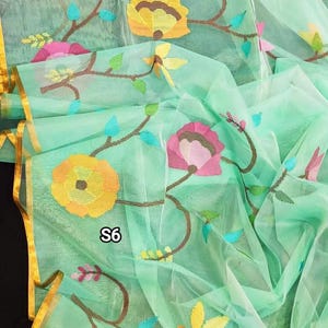 Handwoven Silk Muslin Jamdani Saree: Soft Floral Dhakai Sari with Blouse Piece S6