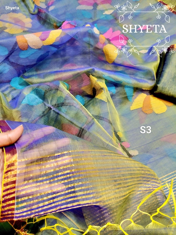 Handwoven Silk Muslin Jamdani Saree: Soft Floral Dhakai Sari with Blouse Piece