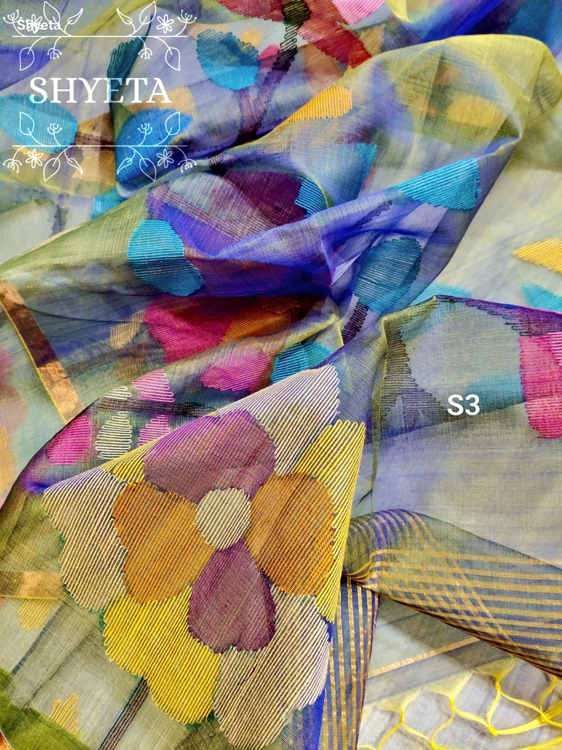 Handwoven Silk Muslin Jamdani Saree: Soft Floral Dhakai Sari with Blouse Piece image 2