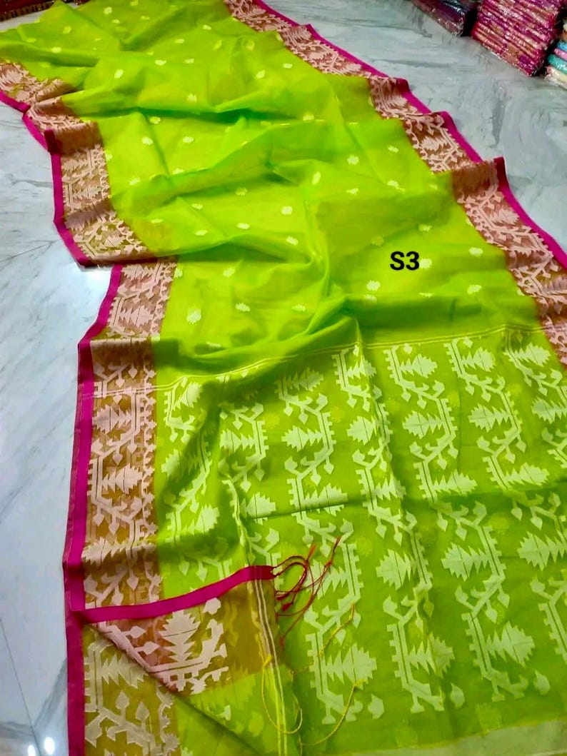 Sari Jamdani de muselina tejido a mano: sari de seda Resam de dos tonos con pieza para blusa. S3