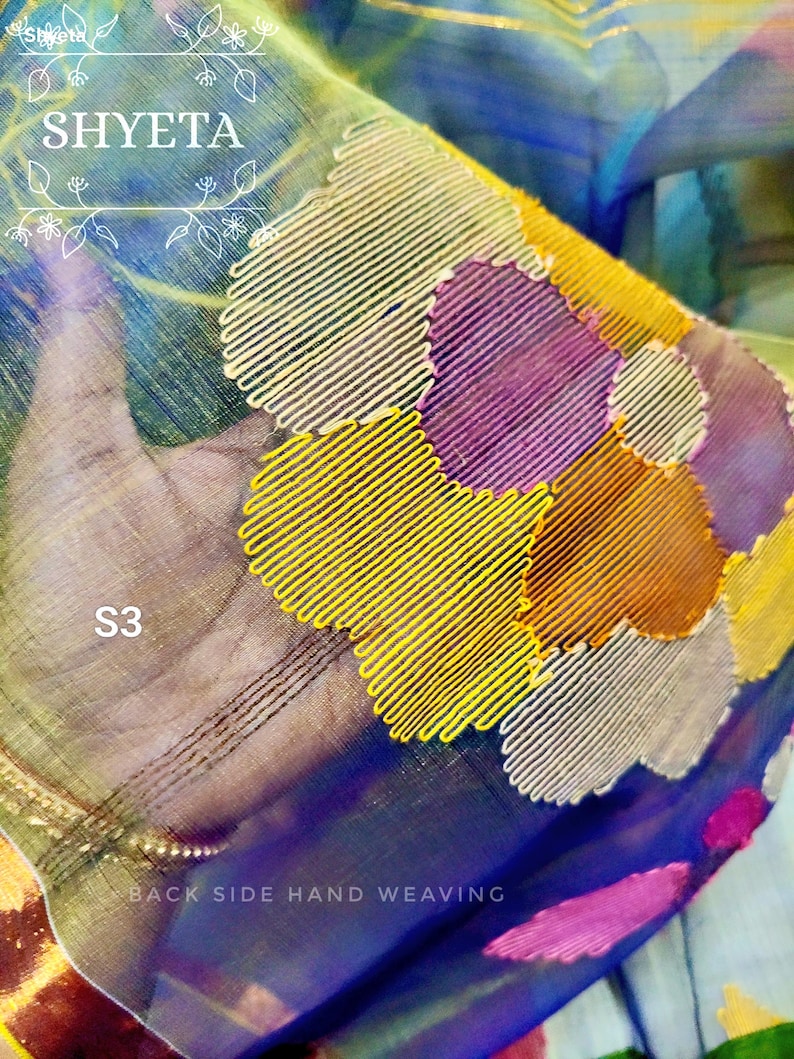 Handwoven Silk Muslin Jamdani Saree: Soft Floral Dhakai Sari with Blouse Piece image 16