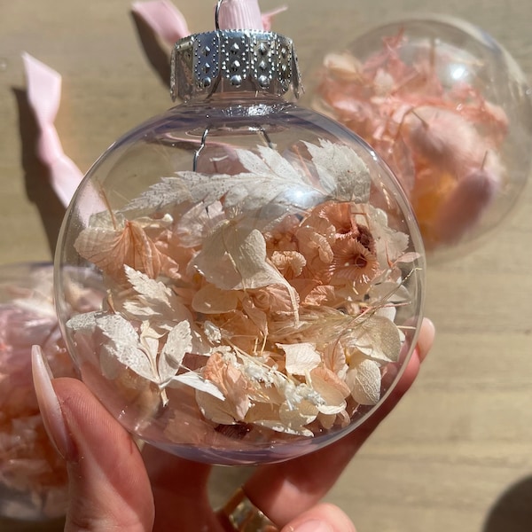 Dried Flower Christmas Baubles