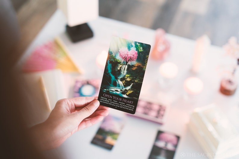 Cartes Oracle en fleurs de cerisier - Jeu de cartes de tarot - The Sacred Seekers image 3
