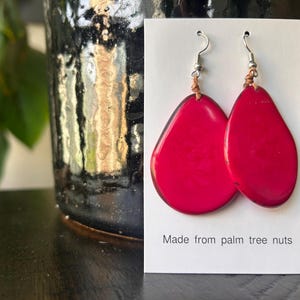 Handmade tagua nut statement earrings – bold, pink, and retro! A perfect sustainable, hypoallergenic gift for grandma or your next cruise.