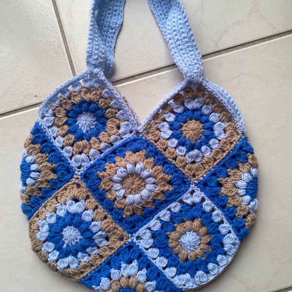 sac granny square