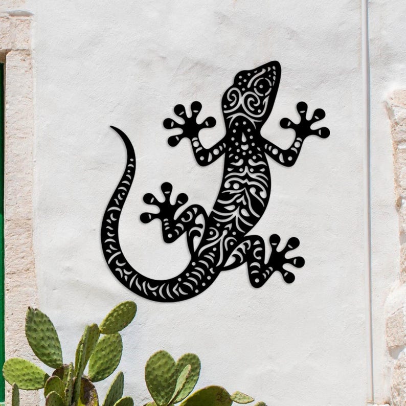 Gecko Metal Wall Art, Lizzard Metal Wall Decor, Garden Wall Decor, Extra Large Metal Gecko Wall Art, Entryway Wall Art, Reptile Decor image 1