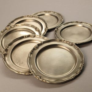 Posavasos antiguos de peltre pesado, juego de 6, /95% Zinn / 736 g. Hechos a mano, posavasos grandes de metal de 37,3 cm (736 g), artículos de bar europeos antiguos. imagen 2
