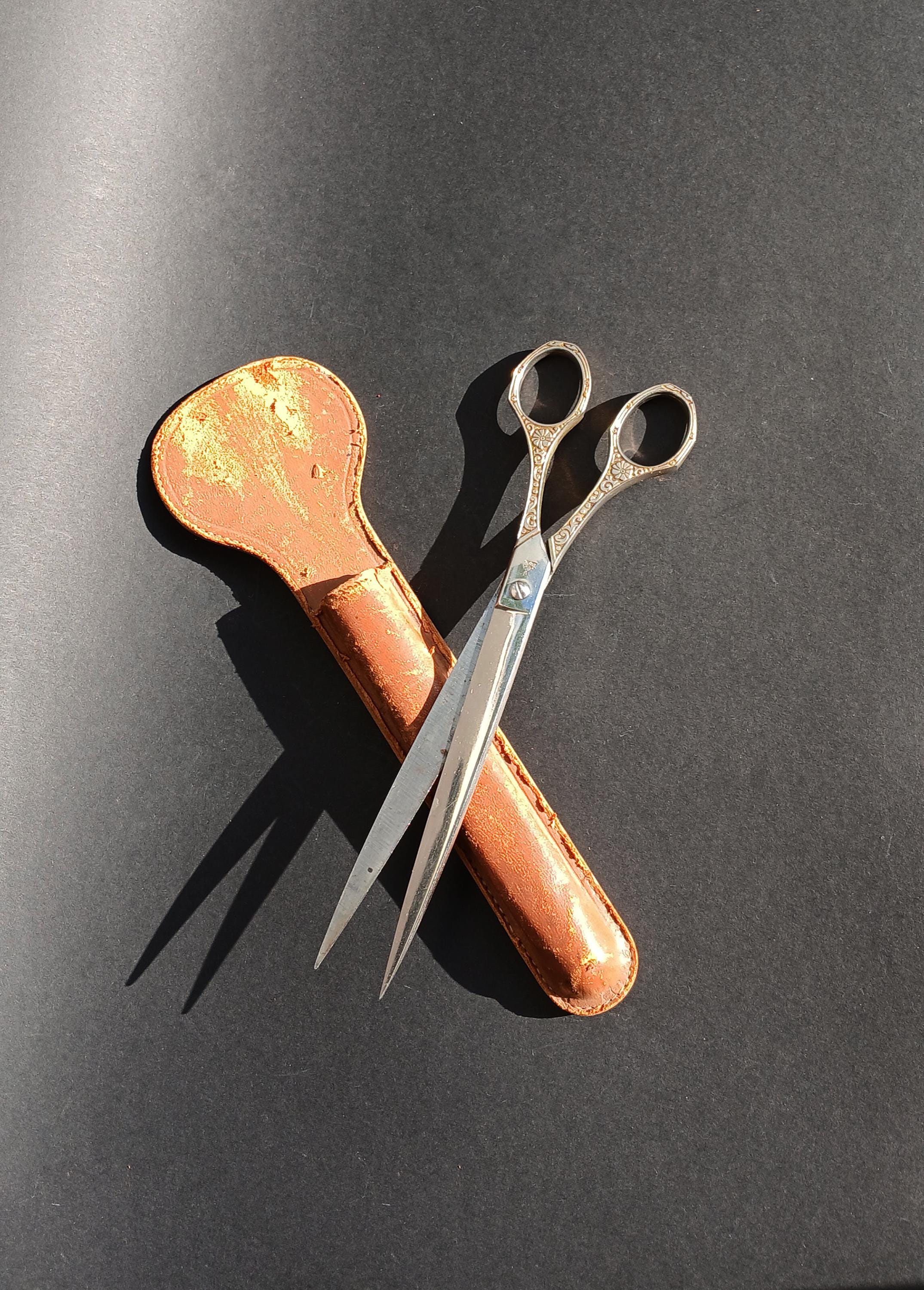 Vintage leather case scissors - Etsy 日本