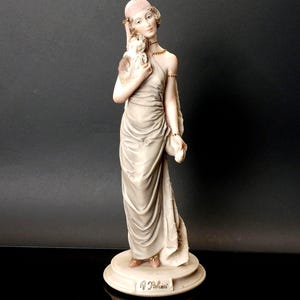 A Belcari Figurines - Etsy