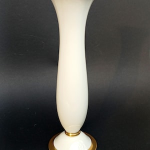 Vintage Porcelain Flower Vase / Germany / handmade/Fürstenberg Porcelain Vase Table Vase Antique ivory with Golden rim