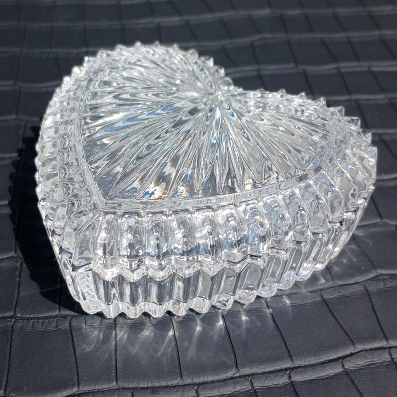 Caixa de cristal em formato de coração vintage da Nachtmann – Porta-joias em cristal com 24% de chumbo, com caixa original, fabricada na Alemanha. imagem 5