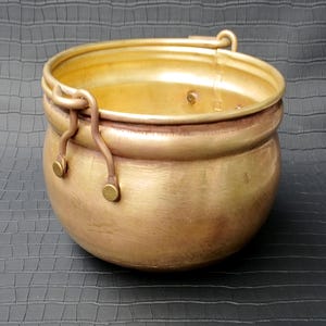 Vintage Brass/Copper Flower Pot with Hanging Handle. Decorative Flower Pot. Home Hotel Farm Restaurant Decoration. Brass Vase