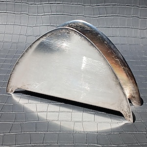 Vintage versilberter Serviettenhalter. WMF. Antiker versilberter Serviettenhalter. Anfang des letzten Jahrhunderts. Schreibtisch Briefhalter.