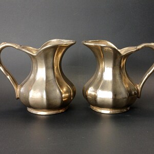 Pair of Solid Brass small Heavy Pitchers - 2.09kg. Vintage Brass Jugs, Farmhouse Flower Vases, Rustic Watering Pitchers, Cottage Decor,