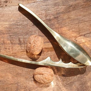 Vintage Nussknacker aus massivem Messing - schwerer Nussknacker, 18 cm