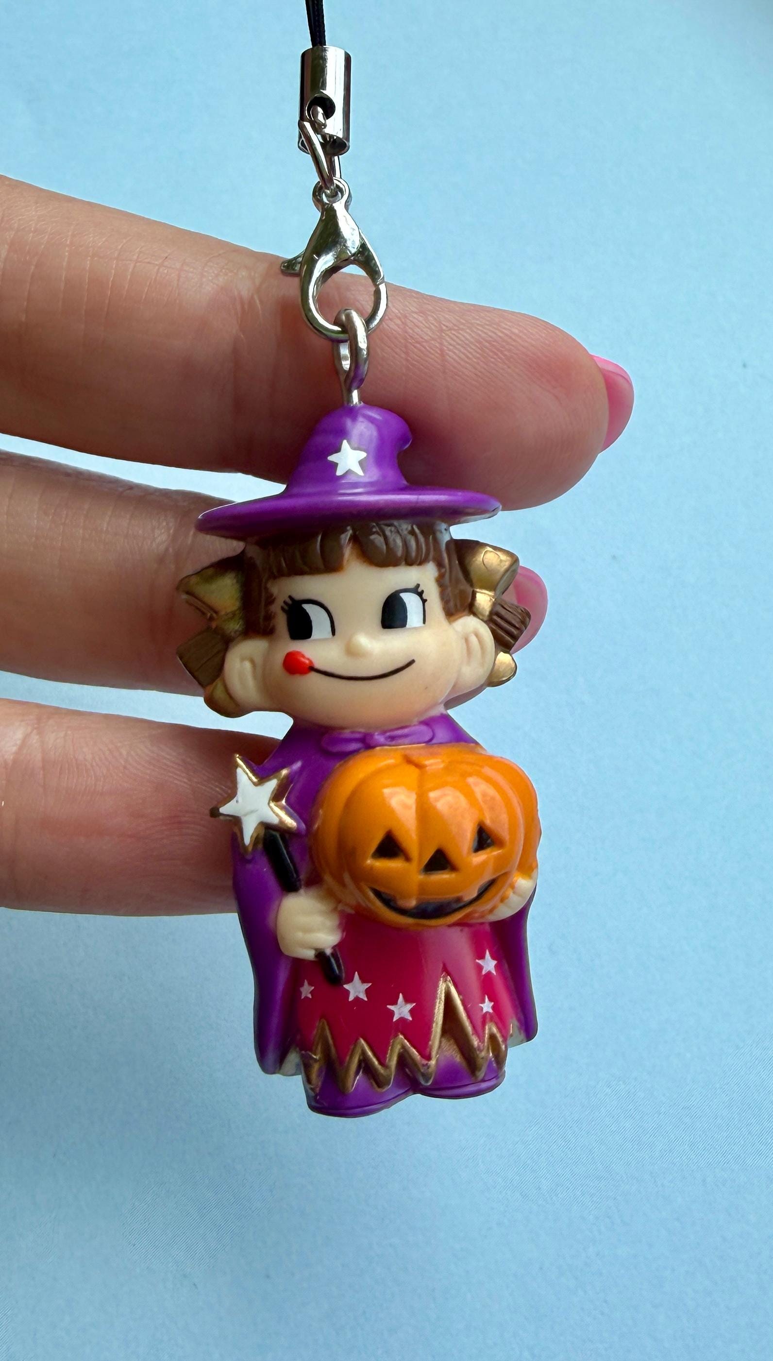 アクセサリー peko Peko Chan Milky Keychain - Etsy