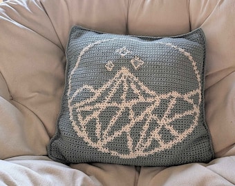 Night Court Logo Crochet Pillow Pattern: ACOTAR Bookish Decor (PDF)