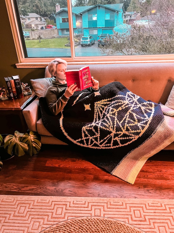 Night Court Tapestry Crochet Graphghan Pattern: ACOTAR Velaris